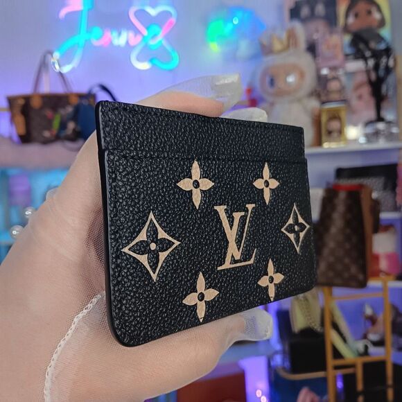 New NIB Louis Vuitton Monogram Empreinte Two-Tone Card Case Black Beige Full Set - Picture 5 of 8